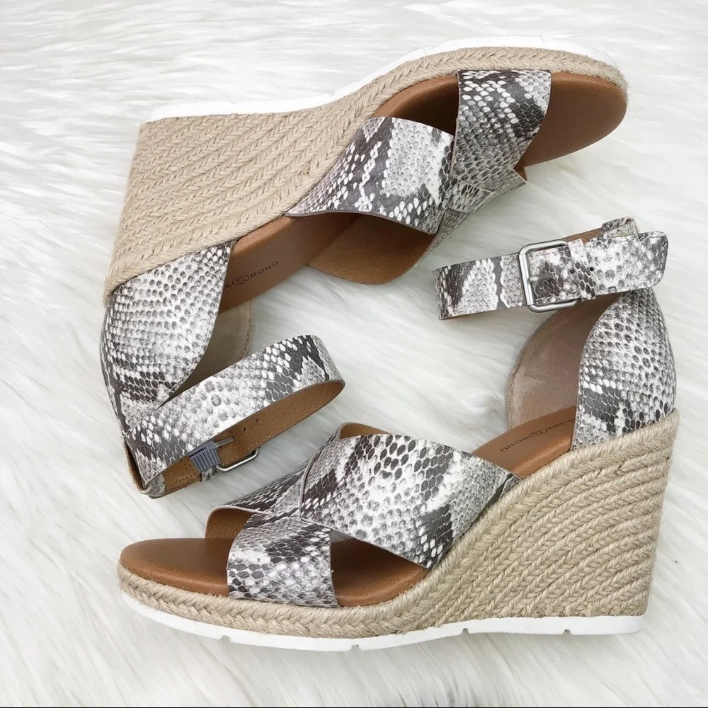 New Treasure and Bond Poppy Espadrille Wedges